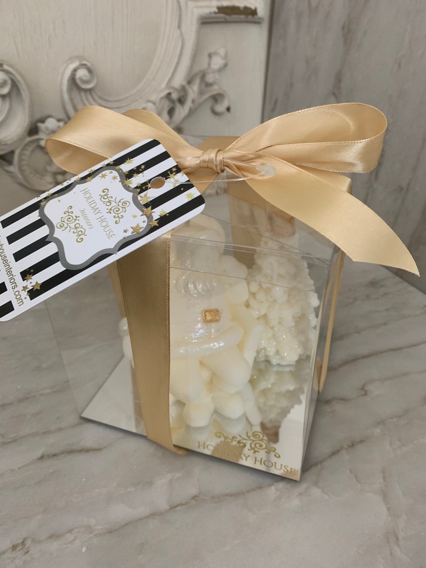 Santa in Chair Candle Gift Set