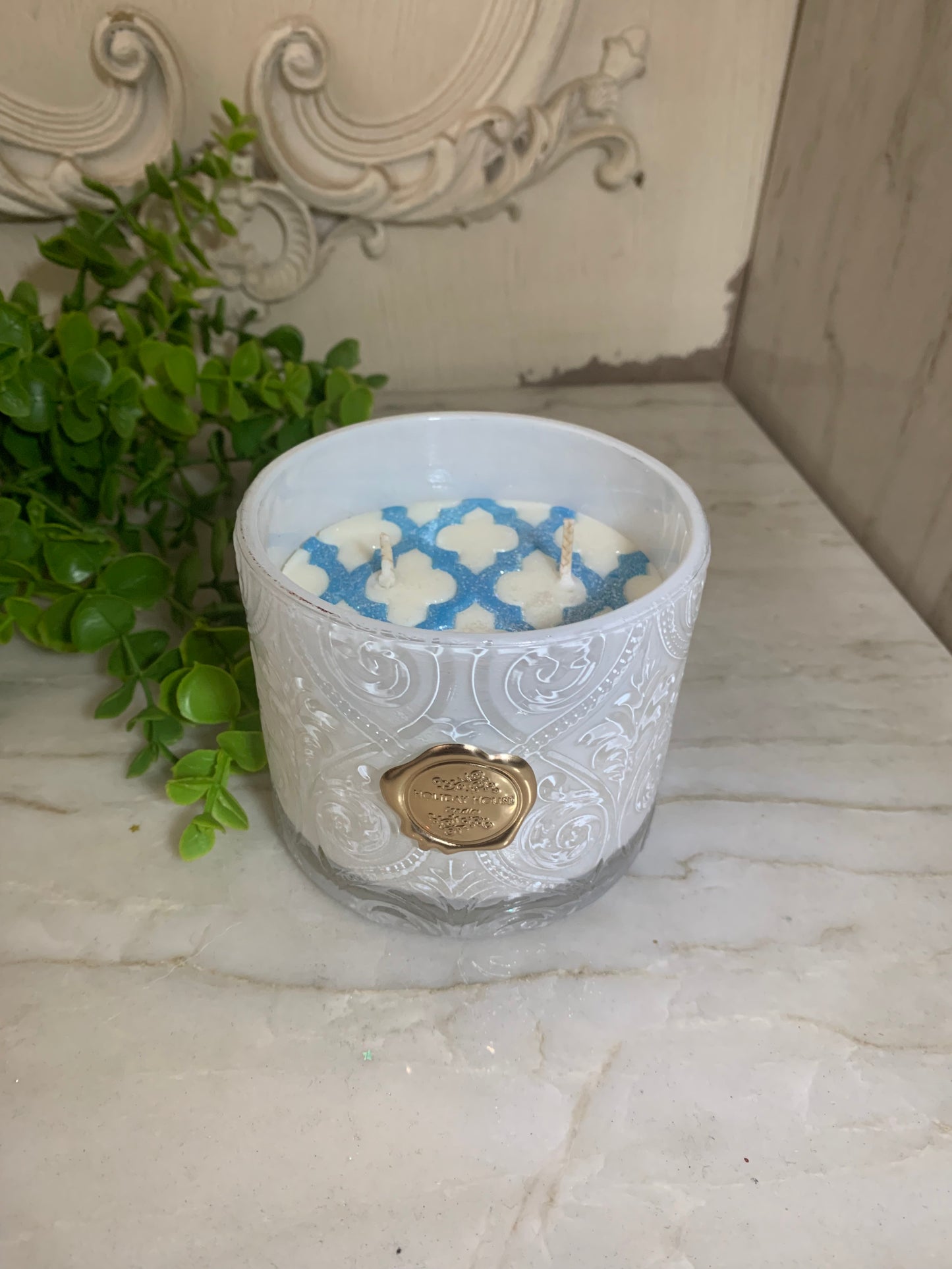 Glimmering Embossed Eucalyptus and Linen