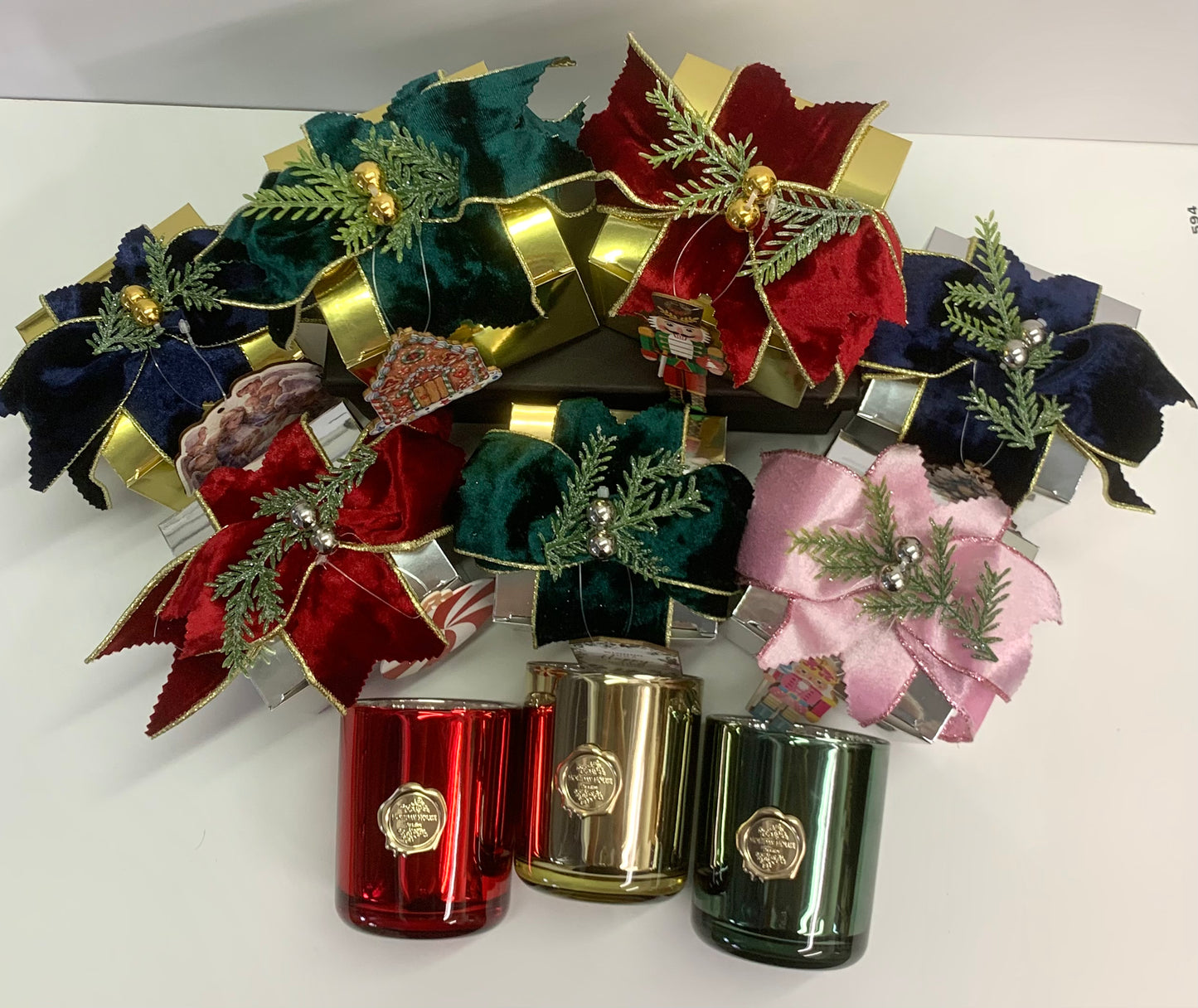 Winter Bayberry 10 oz Gift Boxed | Min 6