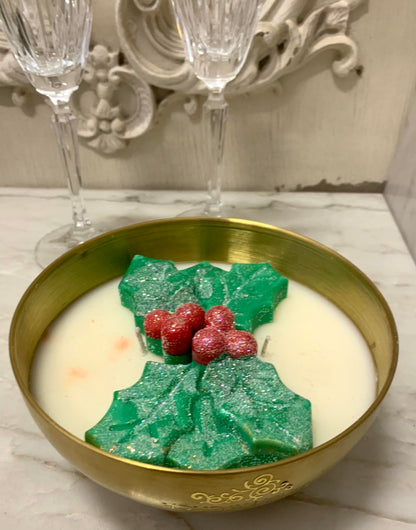 Holly Candle in Gold Metallic Vessel, 19 oz (Case of 4)